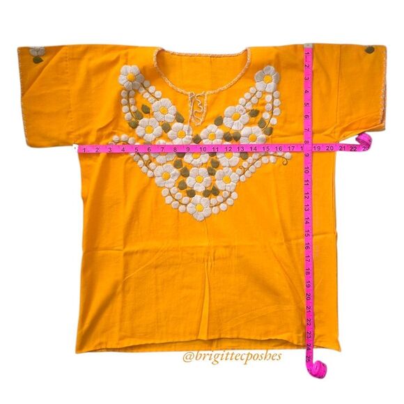 HANDMADE Traditional Embroidered Mexican Blouse - Picture 10 of 12